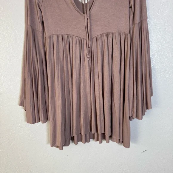 Free People Beach Bell Sleeve Dress - Picture 10 of 13